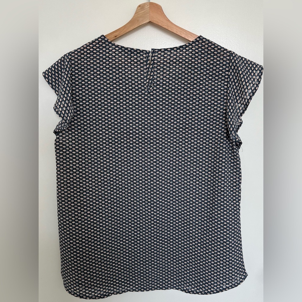 ADRIANNA PAPELL  Ruffled Sleeves Women’s Top/Blouse Grey and Tan Size: Large - Picture 2 of 16